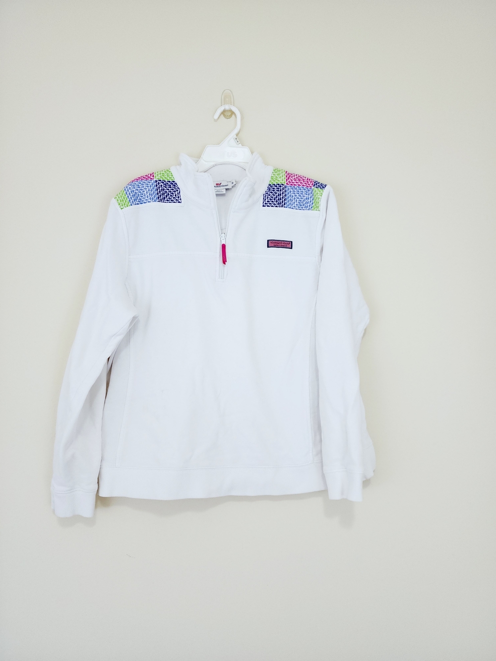 Vineyard Vines White Half Zip Sweatshirt Rainbow Shoulder Panels Whale Print XL